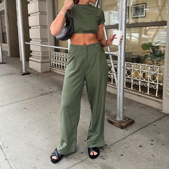 Lioness Official linen set (3 pieces) - Picture 3 of 5